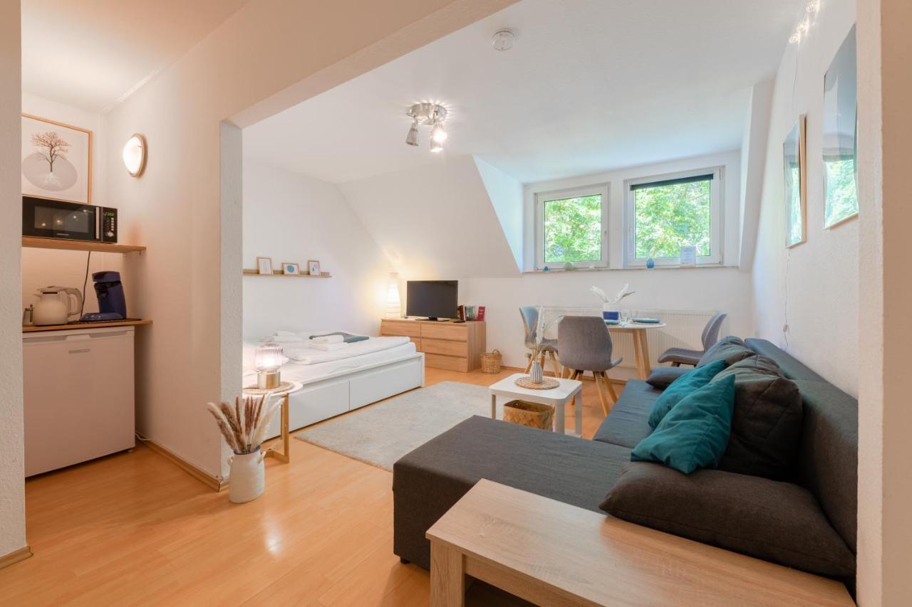 Stay Awesome - Schonfeld Apartment, Netflix Und Kostenloses Parken Kassel Exterior photo
